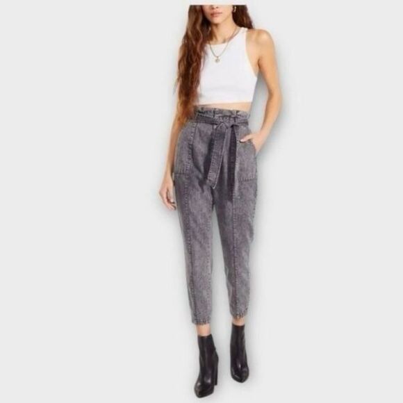 BB DAKOTA High Rise Paperbag Waist Cropped Jeans in Washed Black Women’s Size 6 - Picture 6 of 7